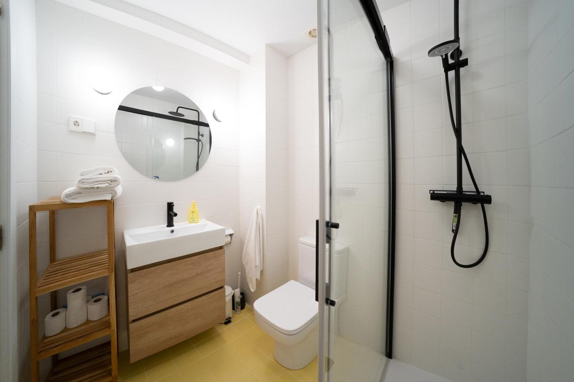 Tradicional Apartamento Central De 2 Camas Dobles Benalmadena Bagian luar foto